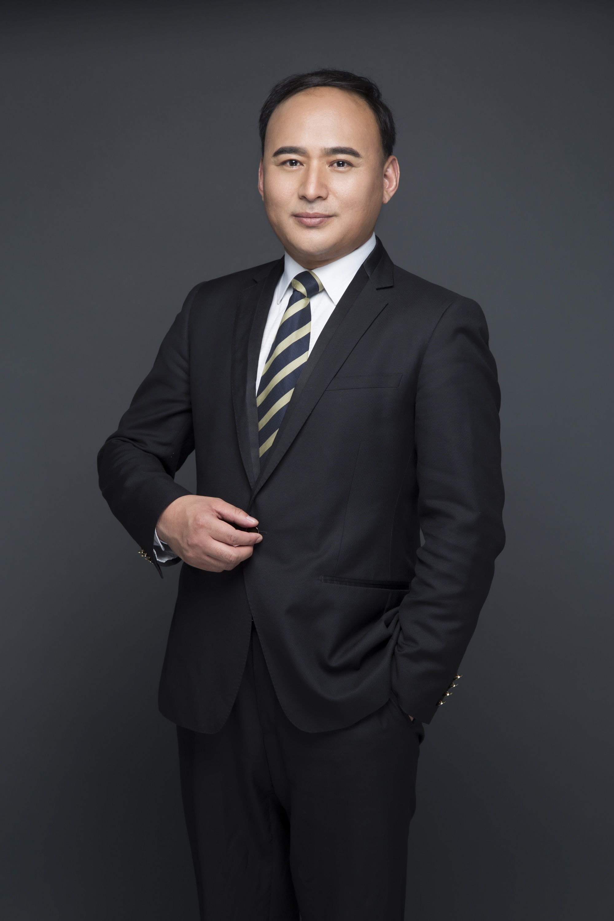叶素华 灯光与音效负责人
